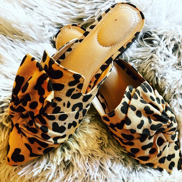 Shoes - Picture 4 of 8